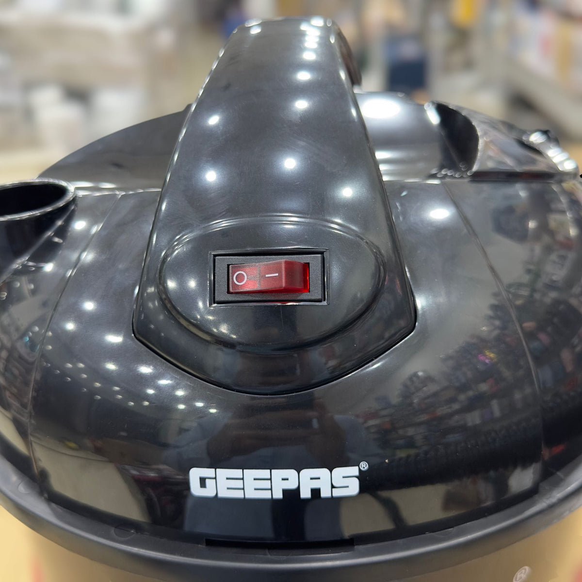 Geepas GVC19064P Drum Vacuum Cleaner