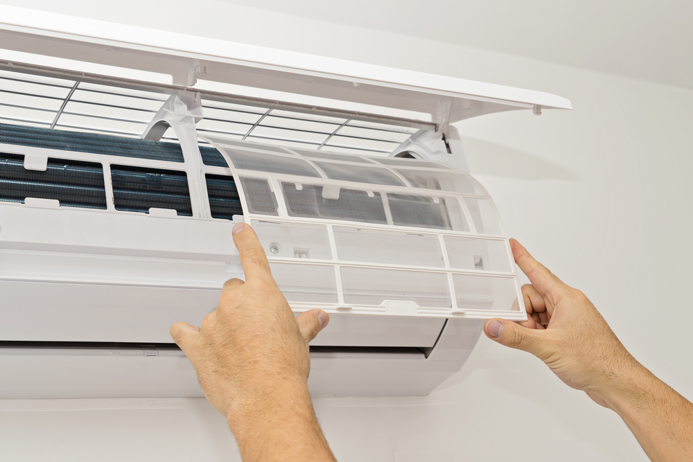 How to Clean Your Air Conditioner Filter