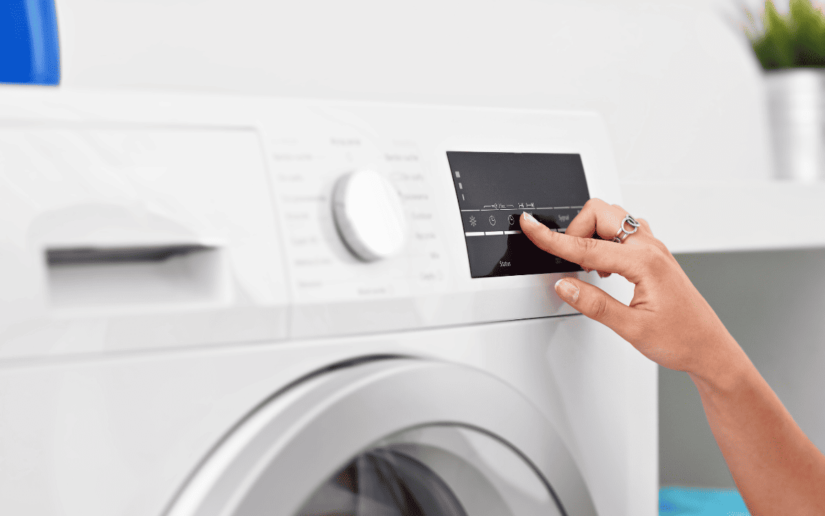 How Long to Wash Clothes in a Washing Machine
