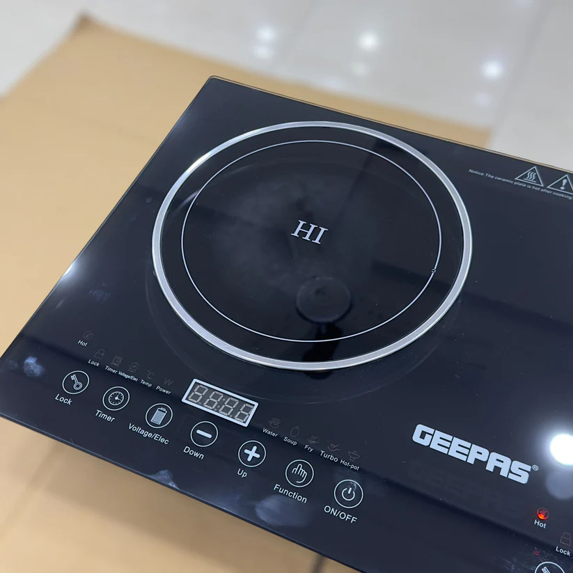 Geepas 6130 2 in 1 Infrared Cooker