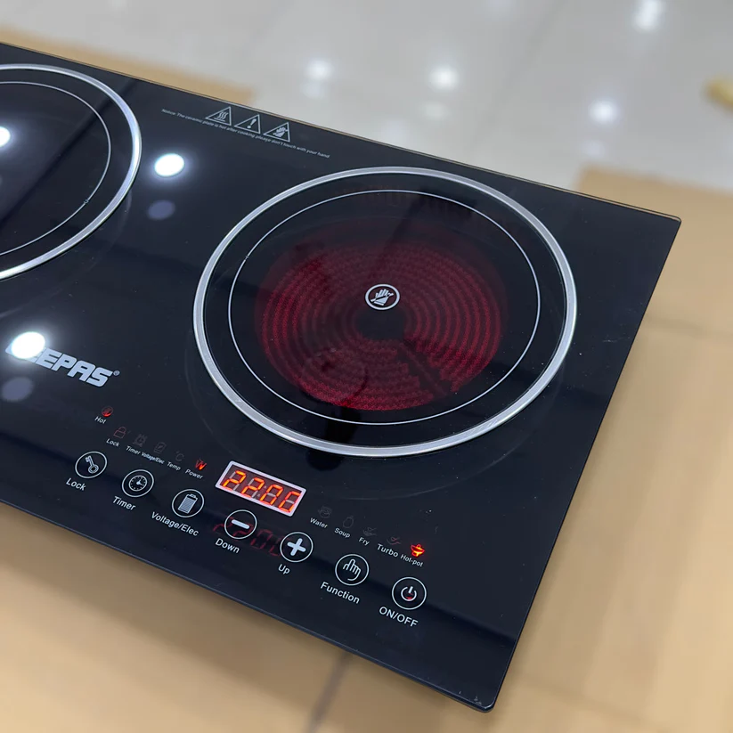 Geepas 6130 2 in 1 Infrared Cooker