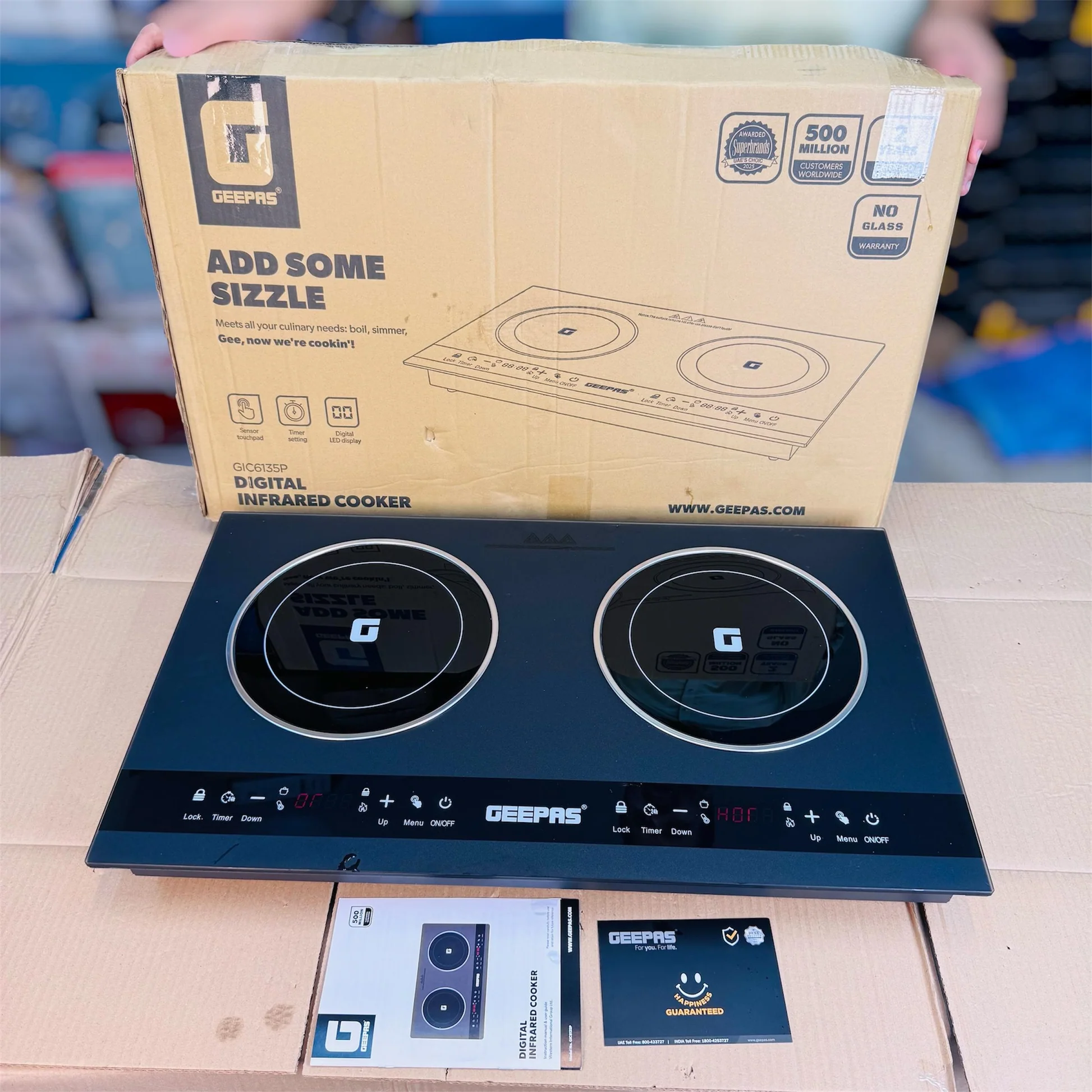 Geepas GIC 6135P Infrared Cooker